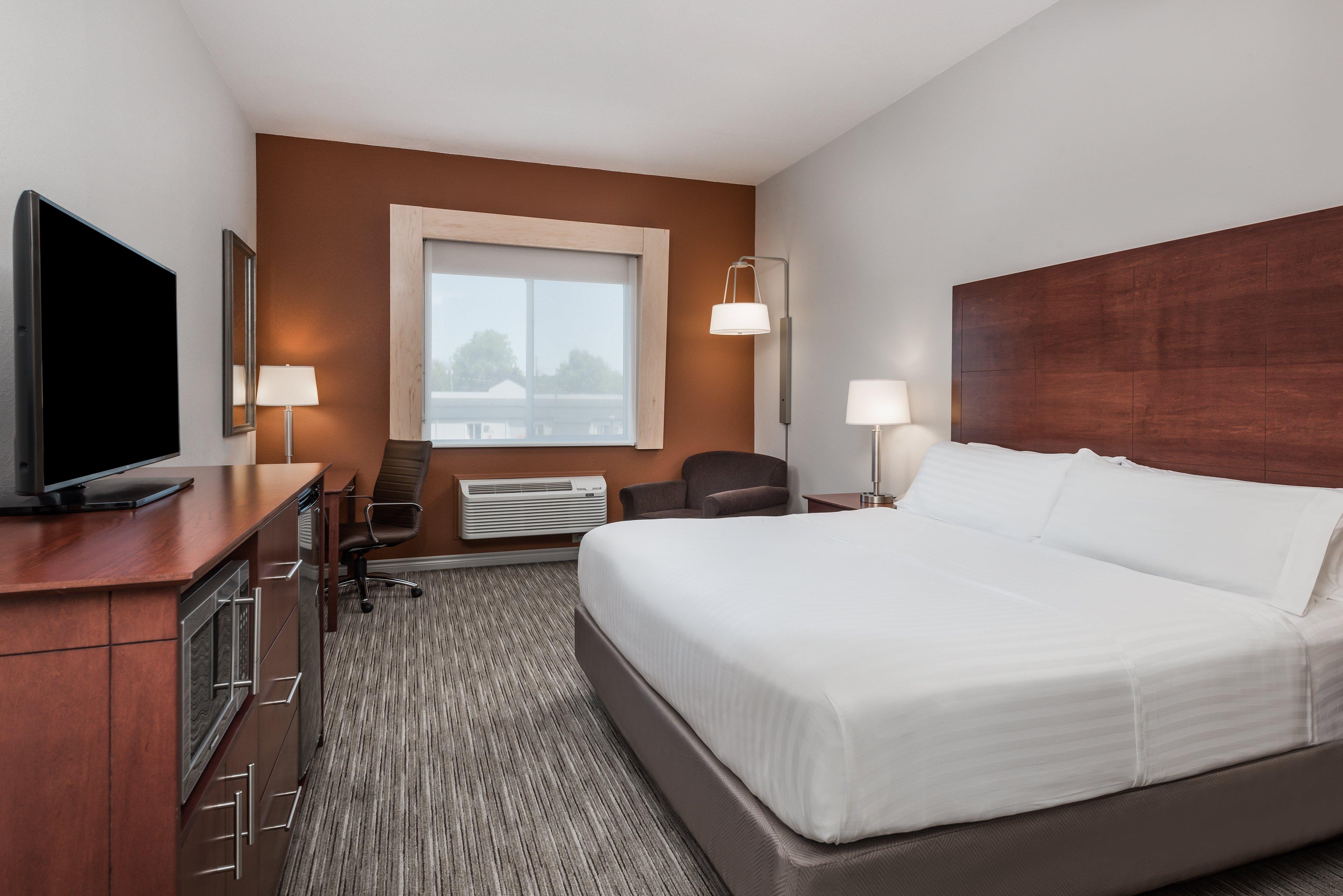 Holiday Inn Express Hotel & Suites 1000 Islands - Gananoque By Ihg Экстерьер фото